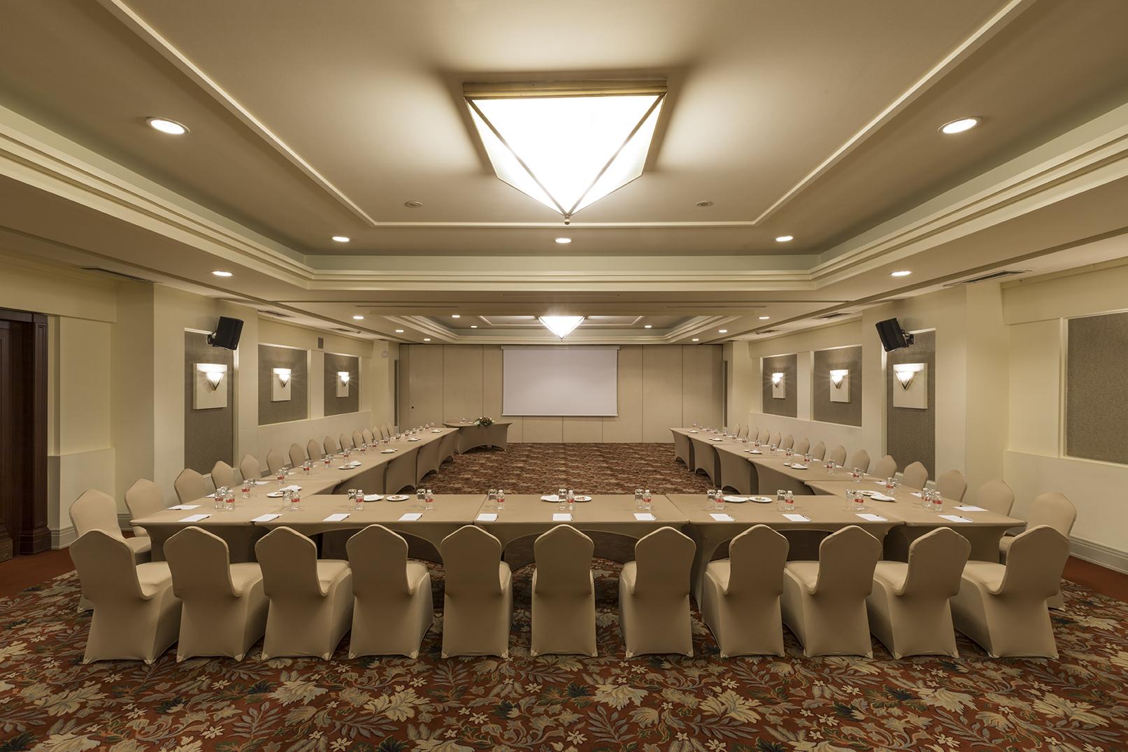 Zorlu Grand Hotel Trabzon Esterno foto
