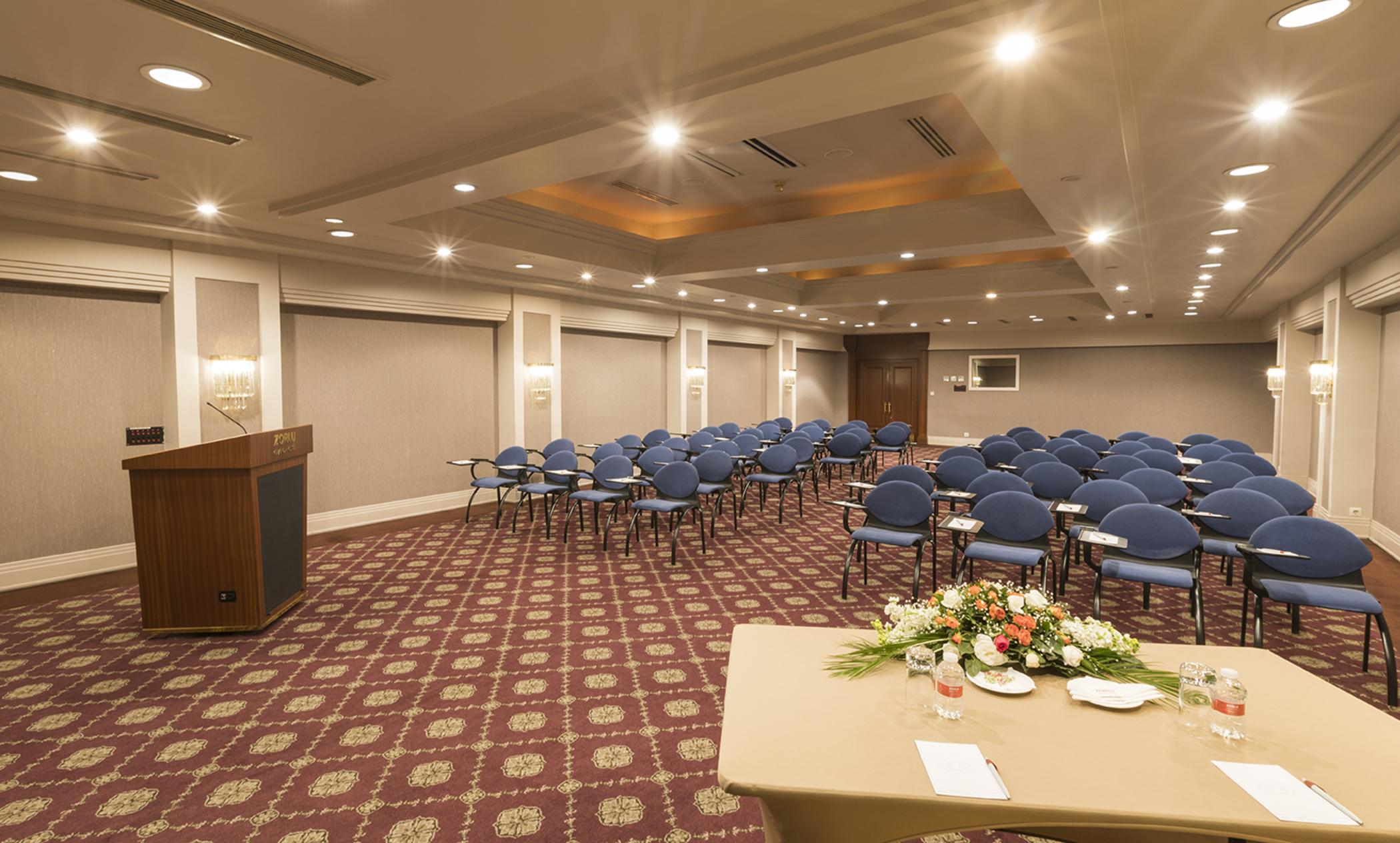 Zorlu Grand Hotel Trabzon Esterno foto