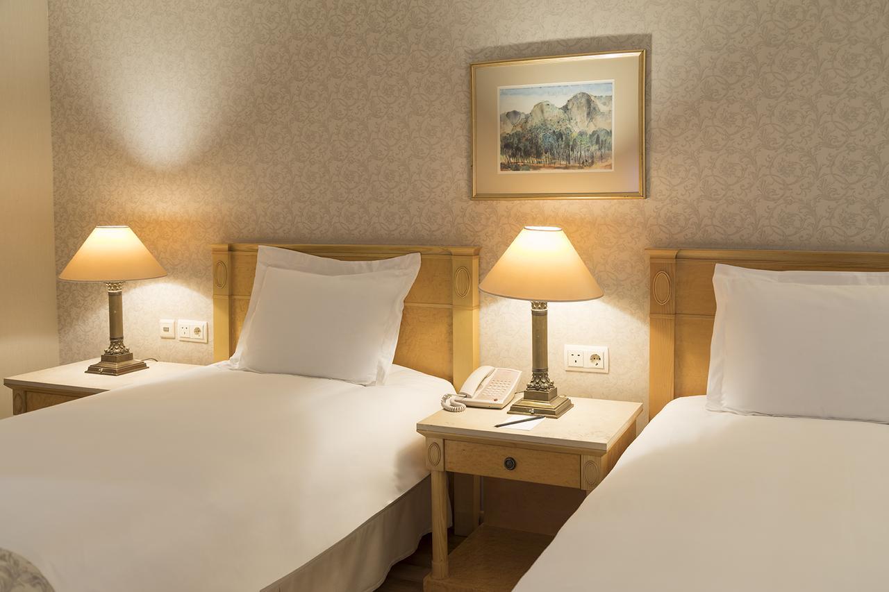 Zorlu Grand Hotel Trabzon Esterno foto