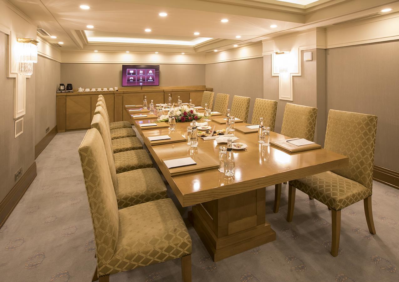 Zorlu Grand Hotel Trabzon Esterno foto
