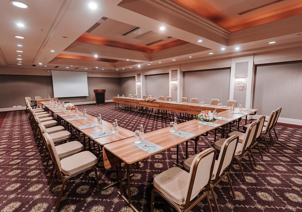 Zorlu Grand Hotel Trabzon Esterno foto